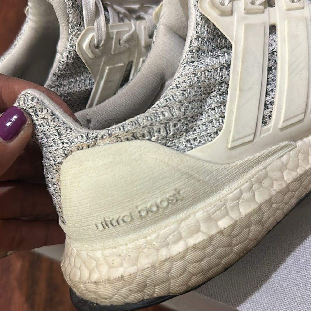 Adidas Ultra Boost size 6.5 - Picture 9 of 9
